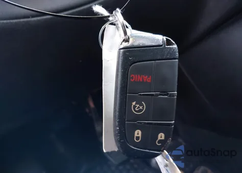 2020 Jeep Compass Latitude 4X4 from USA, damaged, VIN 3C4NJDBB9LT150382